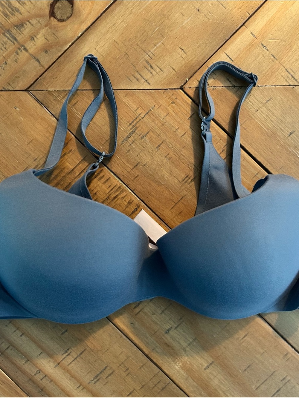 Victoria's Secret Smooth T-Shirt Bra in Slate Gray